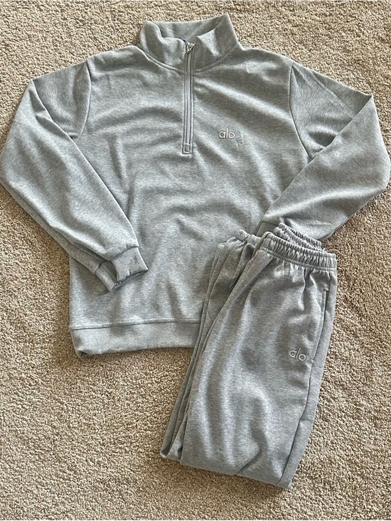 ALO Yoga Tops - ALO Yoga Heather Gray Half-Zip Sweatshirt & Joggers Set